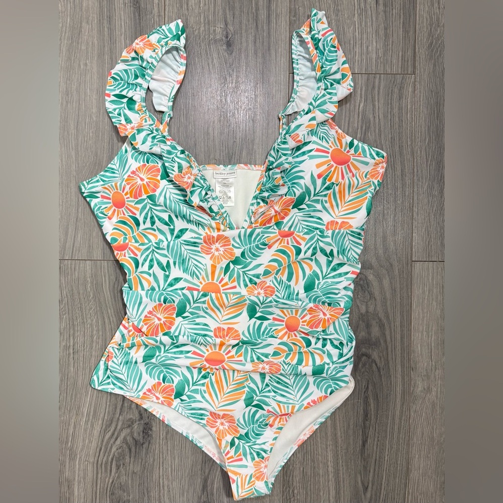 Berkley Jensen Tropical Print One-Piece Swimsuit Women’s Size XXL Sun‎ Floral